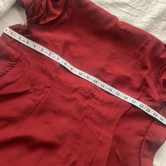 2 piece elegant Indian suit for any event statement piece Indian suit - Picture 7 of 9